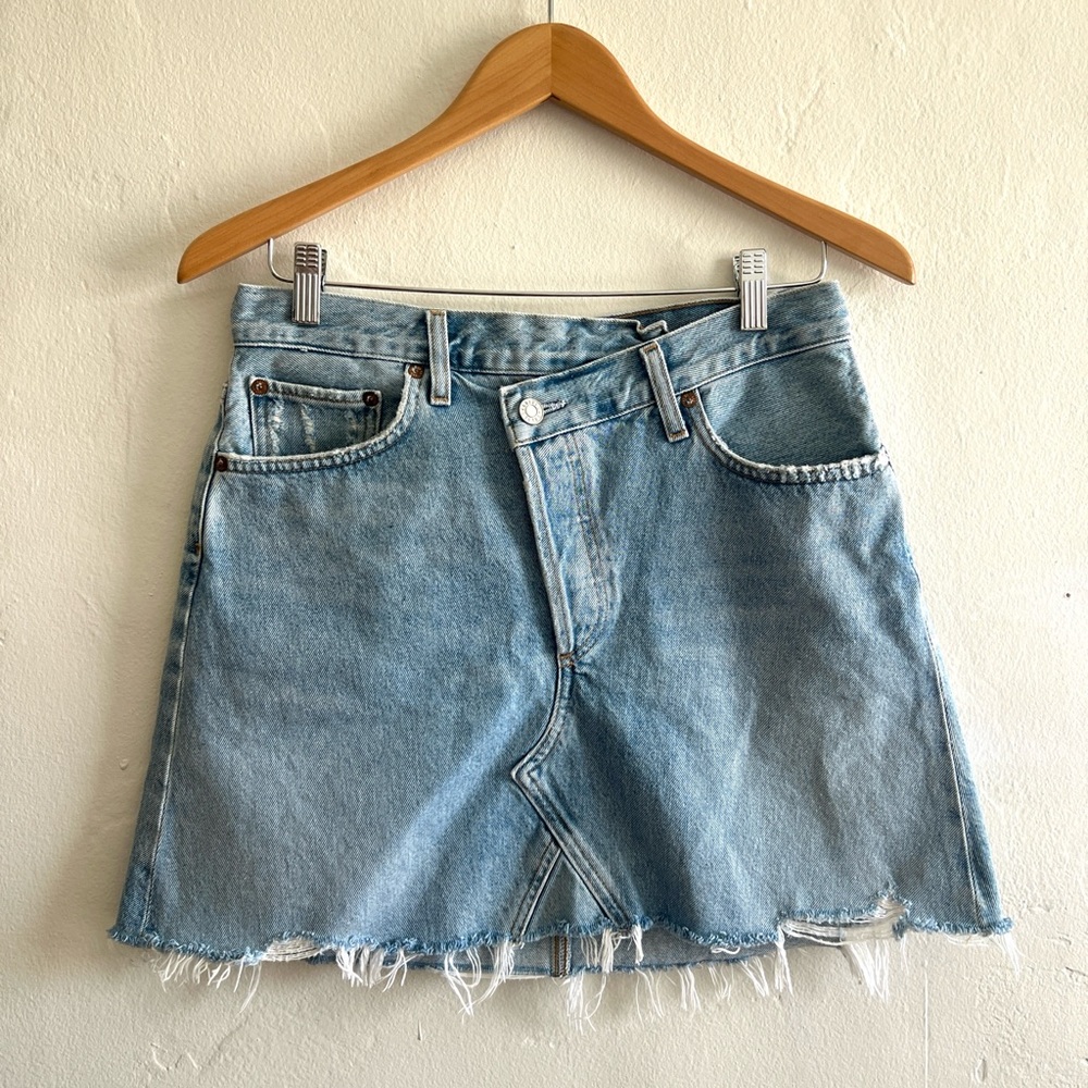 Agolde Light Blue Denim Mini Skirt with frayed hem #denim #miniskirt